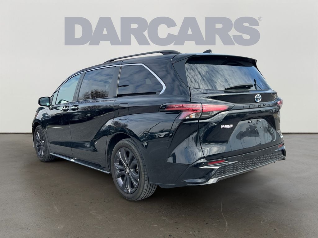 2022 Toyota Sienna XSE 7 Passenger