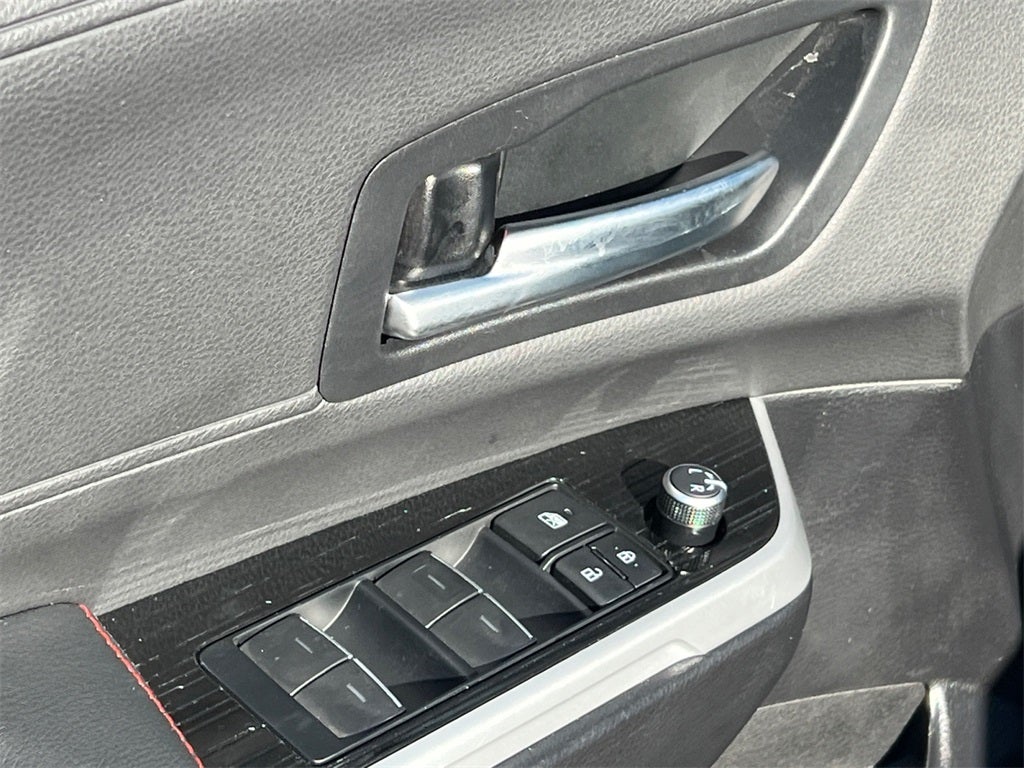 2025 Toyota Sienna XSE 7 Passenger