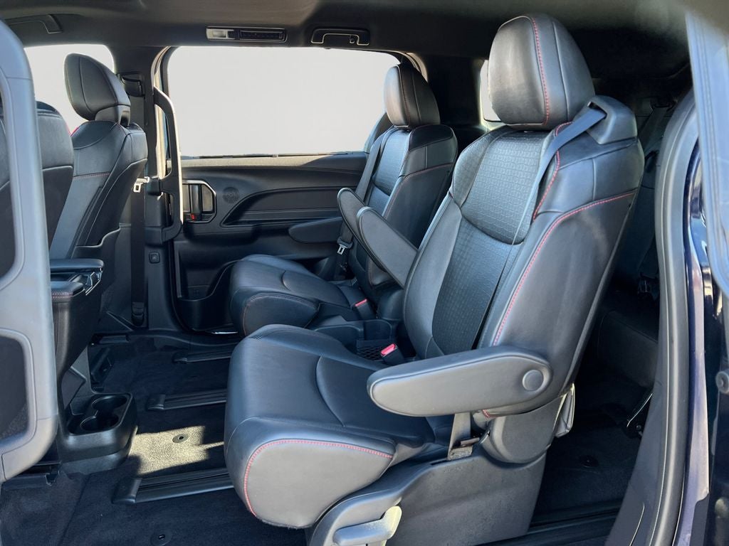 2025 Toyota Sienna XSE 7 Passenger