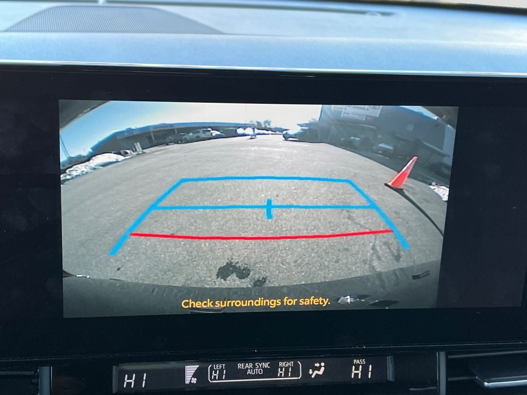 2025 Toyota Sienna XSE 7 Passenger