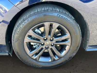 2025 Toyota Sienna XSE 7 Passenger