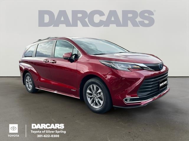2021 Toyota Sienna XLE 8 Passenger