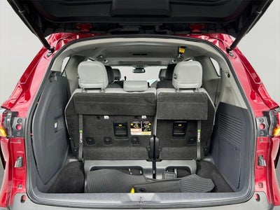 2021 Toyota Sienna XLE 8 Passenger