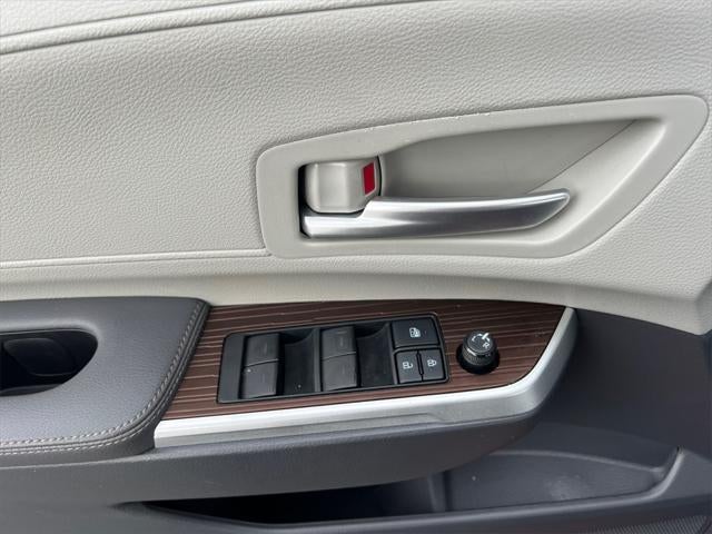 2021 Toyota Sienna XLE 8 Passenger