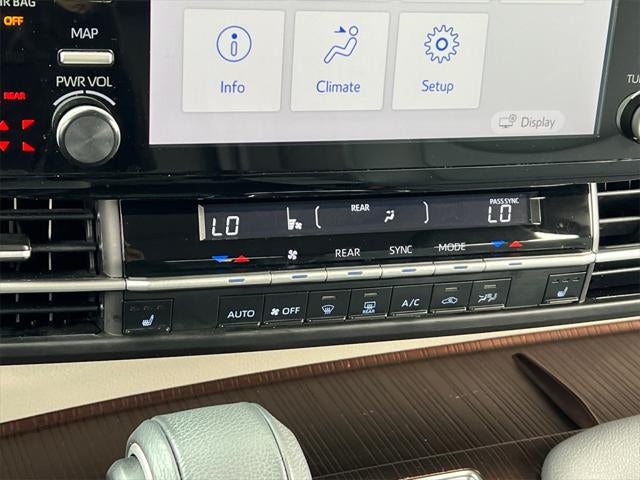 2021 Toyota Sienna XLE 8 Passenger