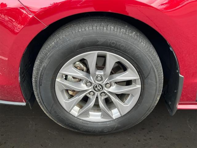 2021 Toyota Sienna XLE 8 Passenger