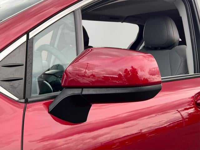 2021 Toyota Sienna XLE 8 Passenger