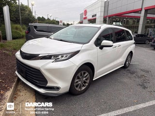 2023 Toyota Sienna XLE 8 Passenger