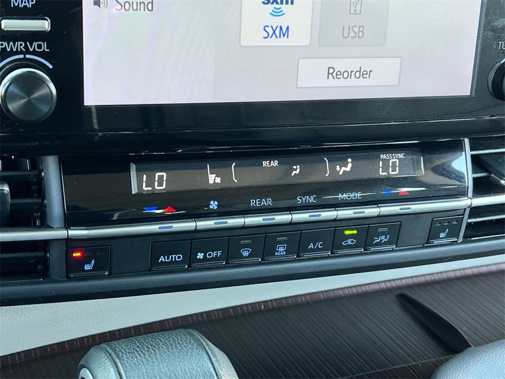 2024 Toyota Sienna XLE 7 Passenger