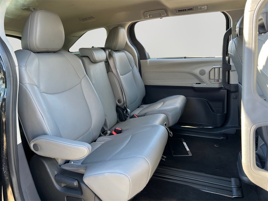 2024 Toyota Sienna XLE 7 Passenger