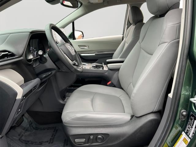 2022 Toyota Sienna XLE