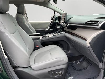 2022 Toyota Sienna XLE