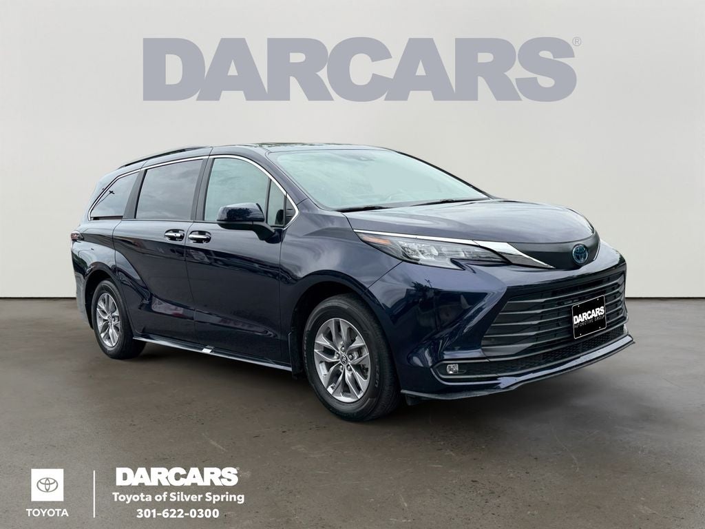 2025 Toyota Sienna XLE 7 Passenger