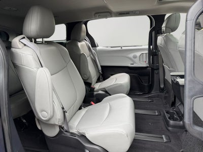 2025 Toyota Sienna XLE 7 Passenger