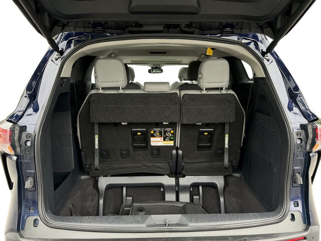 2025 Toyota Sienna XLE 7 Passenger