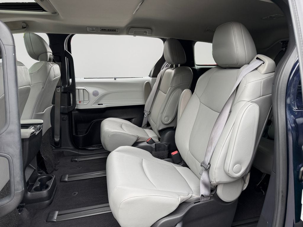 2025 Toyota Sienna XLE 7 Passenger