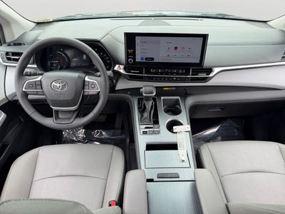 2025 Toyota Sienna XLE 7 Passenger