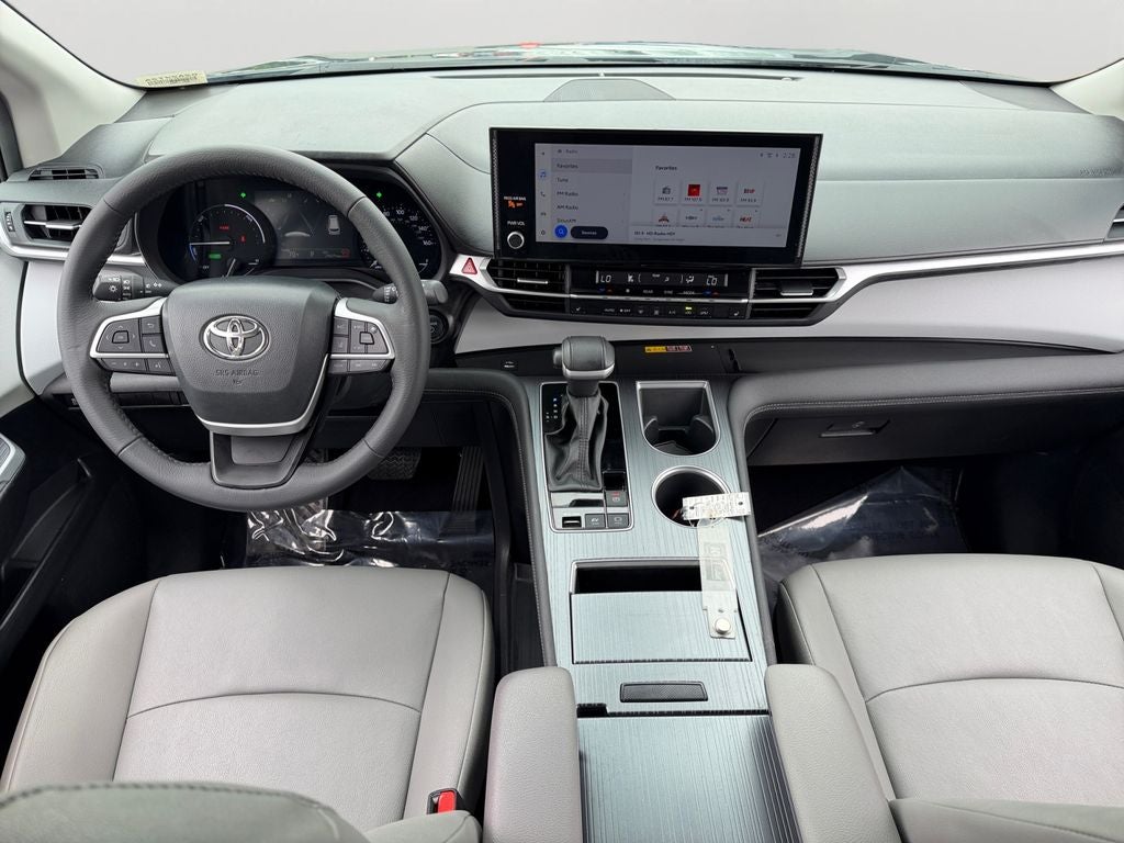 2025 Toyota Sienna XLE 7 Passenger