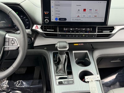 2025 Toyota Sienna XLE 7 Passenger