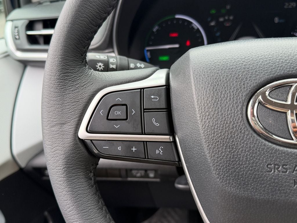 2025 Toyota Sienna XLE 7 Passenger