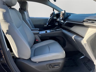 2024 Toyota Sienna XLE 7 Passenger