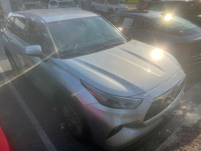 2023 Toyota Highlander Hybrid LE