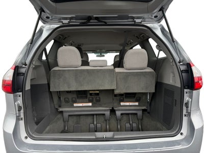 2015 Toyota Sienna L 7 Passenger Low Miles!