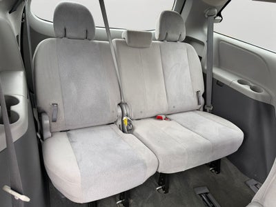 2015 Toyota Sienna L 7 Passenger Low Miles!
