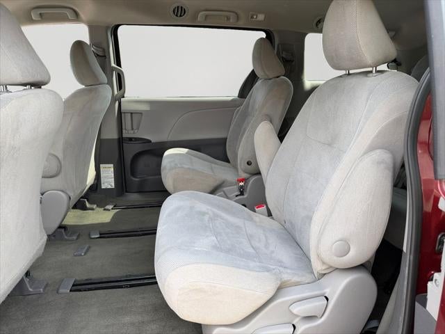 2015 Toyota Sienna L 7 Passenger