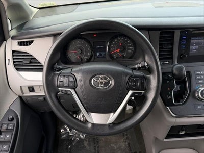 2015 Toyota Sienna L 7 Passenger