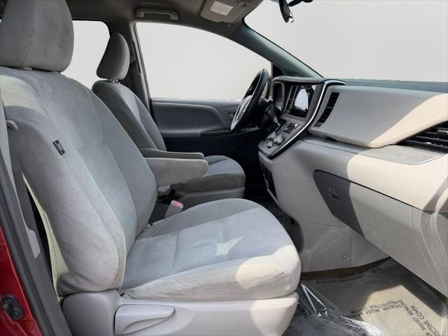 2015 Toyota Sienna L 7 Passenger