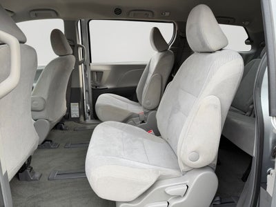 2016 Toyota Sienna L 7 Passenger Low Miles!