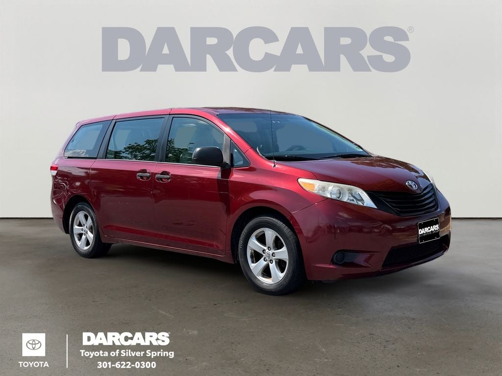 2012 Toyota Sienna Base 7 Passenger