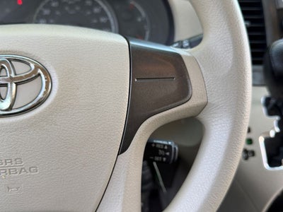 2012 Toyota Sienna Base 7 Passenger