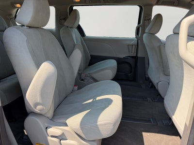 2012 Toyota Sienna Base 7 Passenger