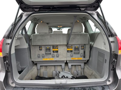 2014 Toyota Sienna L 7 Passenger Low Miles!