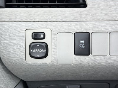 2014 Toyota Sienna L 7 Passenger Low Miles!