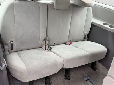 2014 Toyota Sienna L 7 Passenger Low Miles!