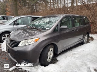2014 Toyota Sienna L 7 Passenger Low Miles!