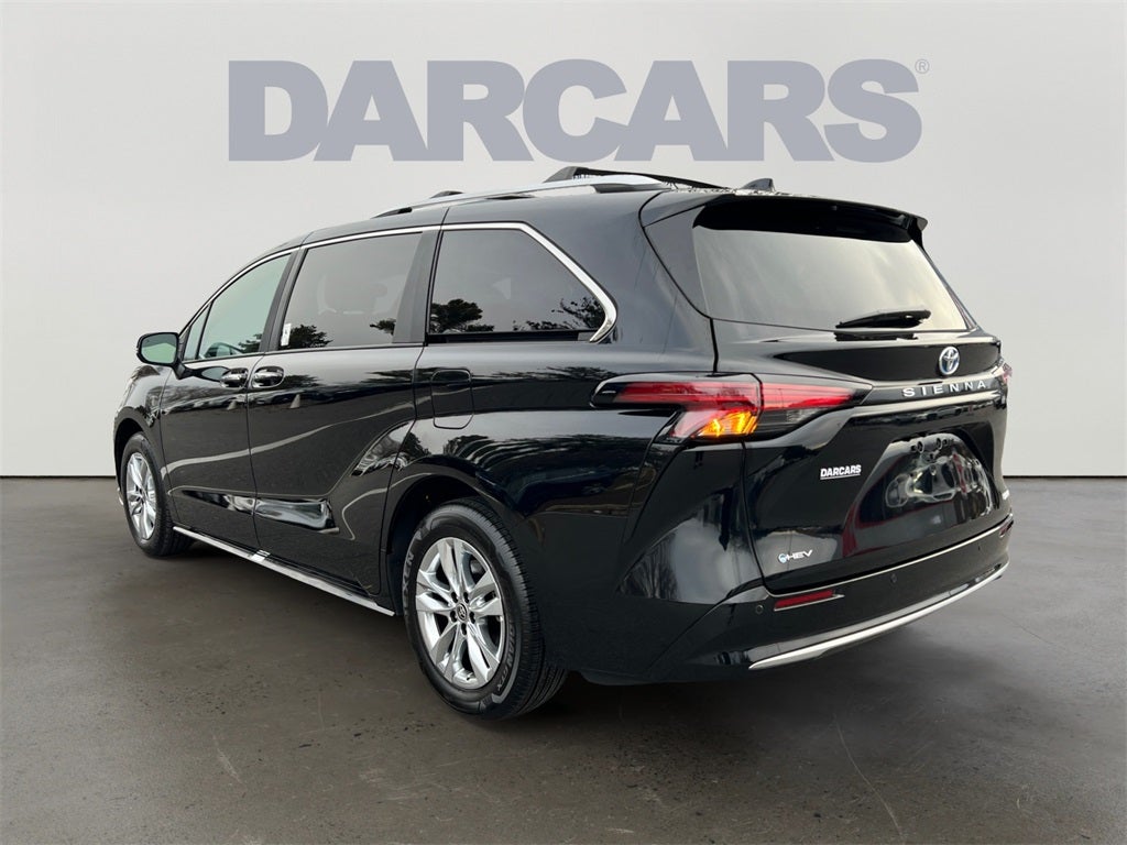 2025 Toyota Sienna Limited 7 Passenger