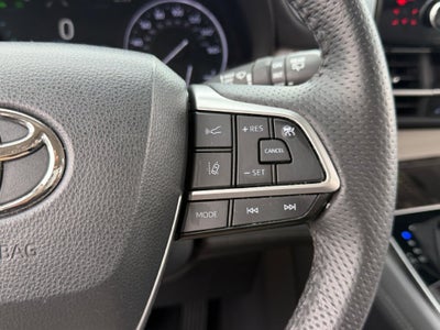 2023 Toyota Sienna Limited 7 Passenger
