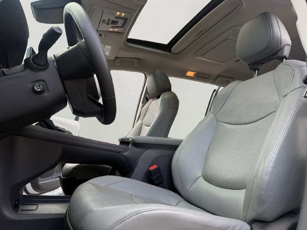 2023 Toyota Sienna Limited 7 Passenger