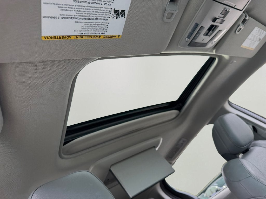 2023 Toyota Sienna Limited 7 Passenger