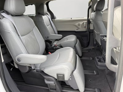 2023 Toyota Sienna Limited 7 Passenger