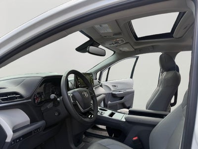 2023 Toyota Sienna Limited 7 Passenger