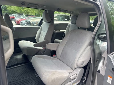 2017 Toyota Sienna L 7 Passenger