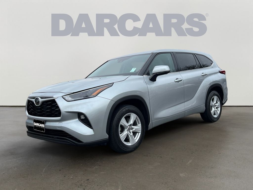 2022 Toyota Highlander LE