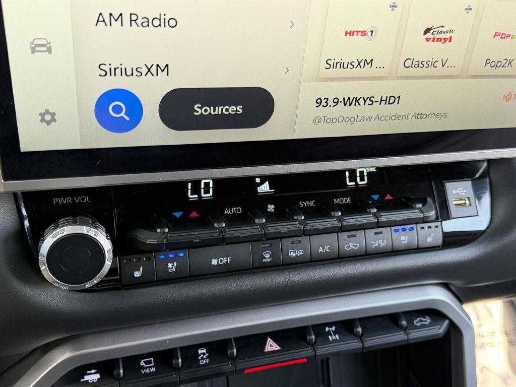2025 Toyota Tundra Hybrid Platinum