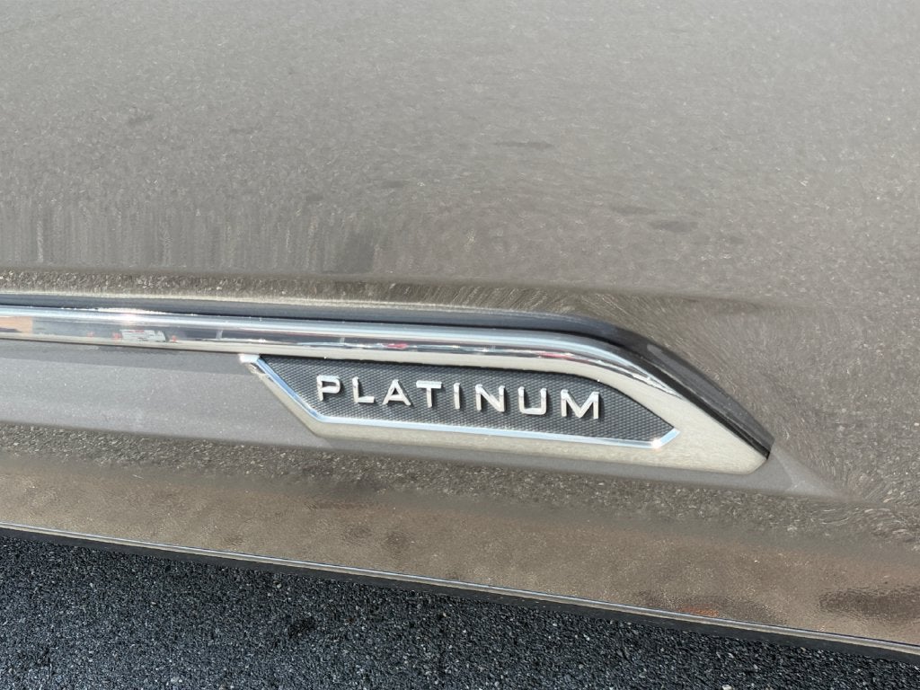 2025 Toyota Tundra Hybrid Platinum