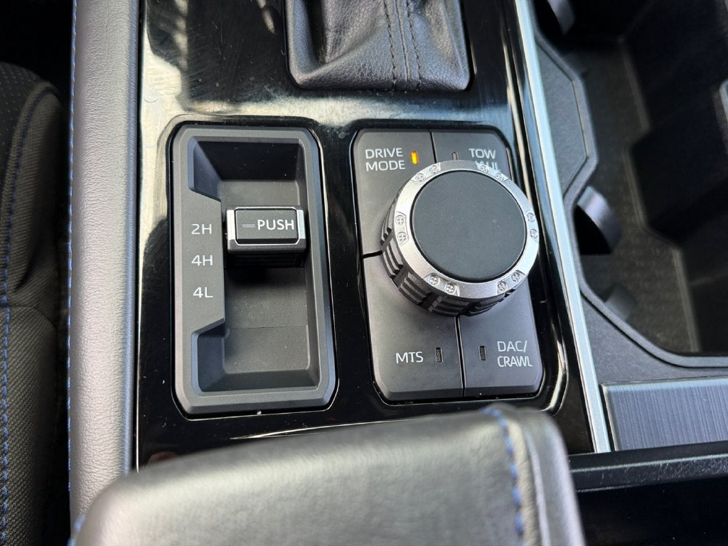 2025 Toyota Tundra Hybrid Platinum